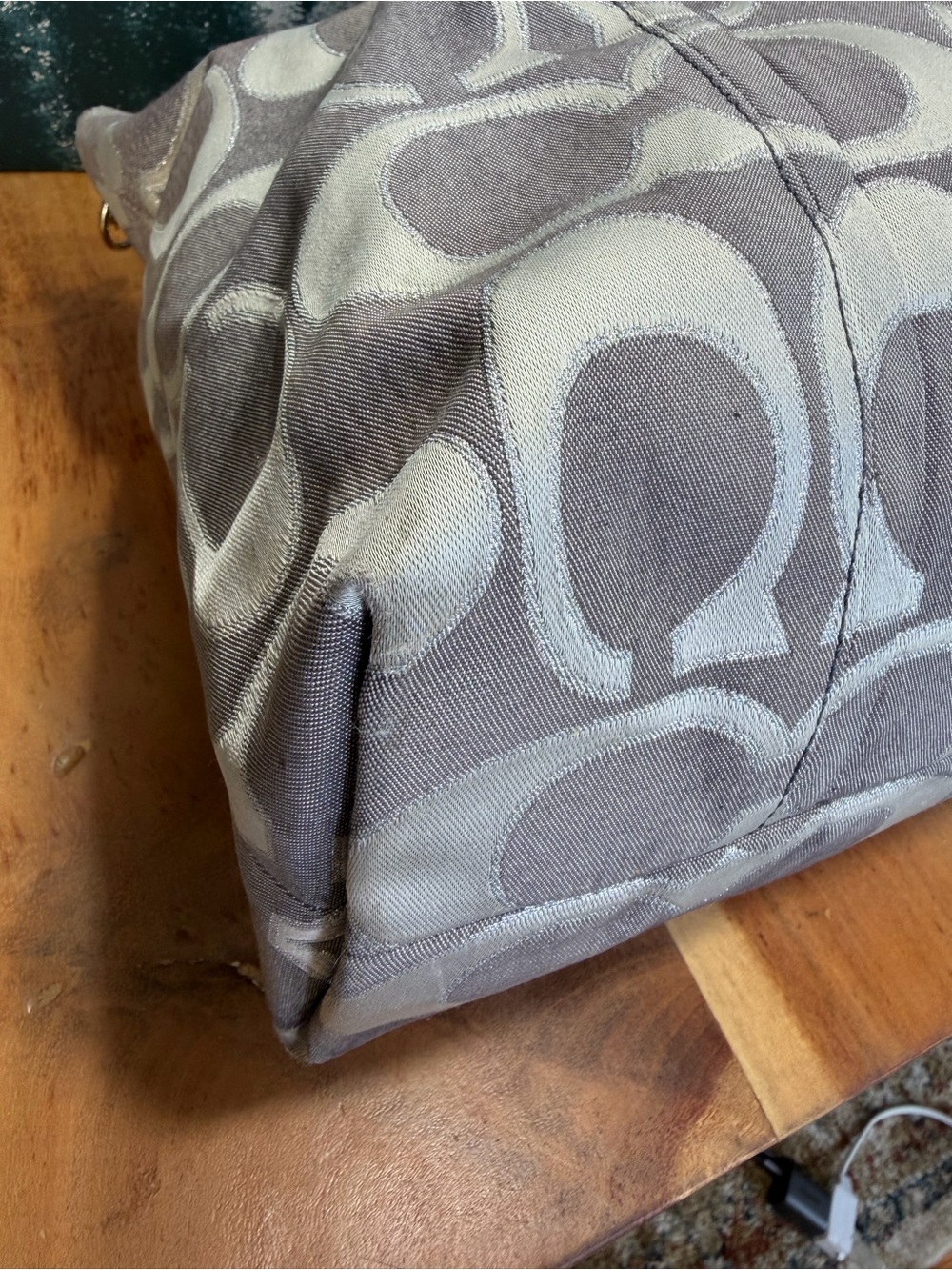 Coach Y2K Glam 2010 Poppy Op Art Tote Gray Silver Navy Patent Leather Fair - Picture 13 of 15